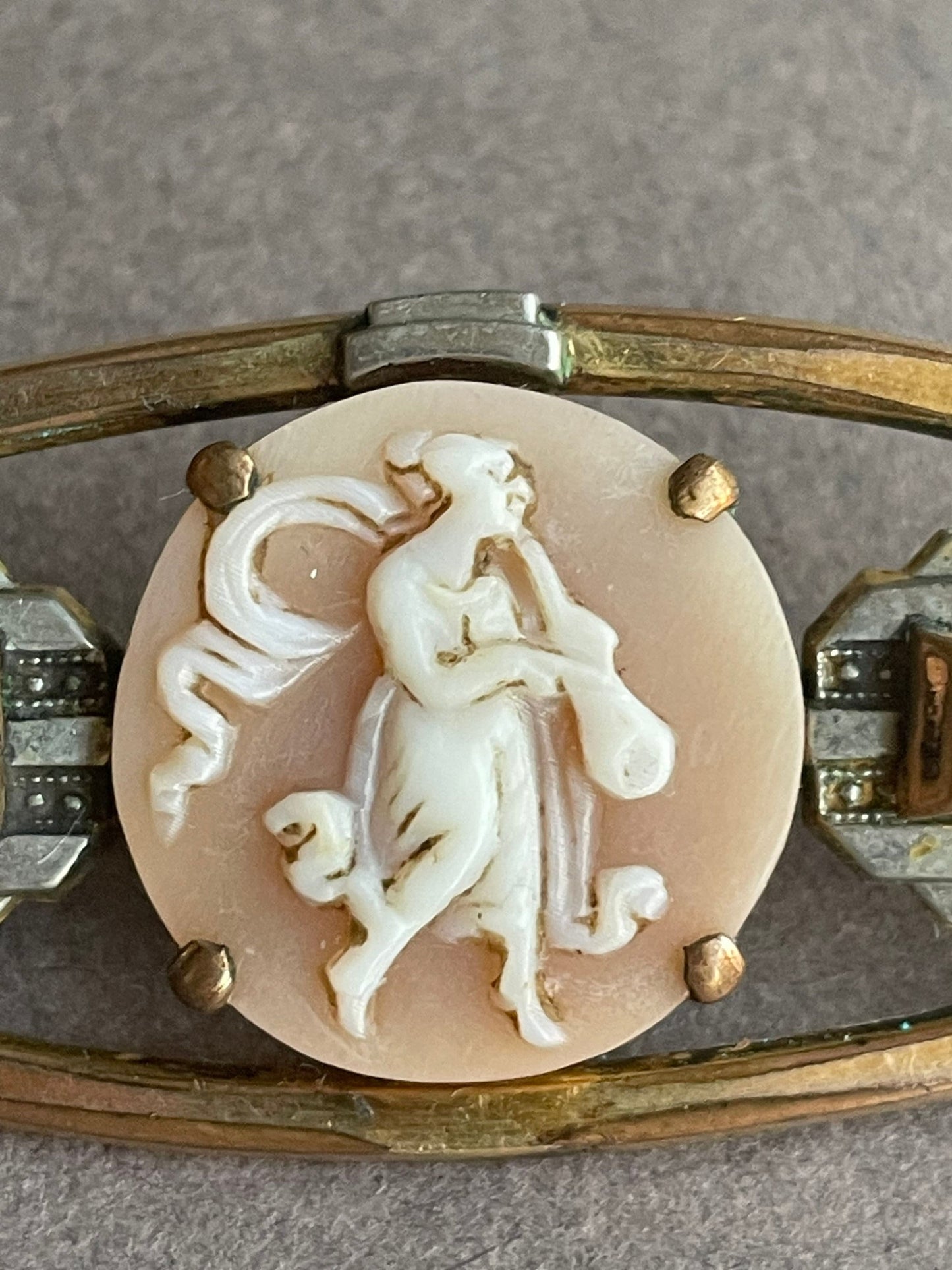 Brooch Cameo 1940-1950