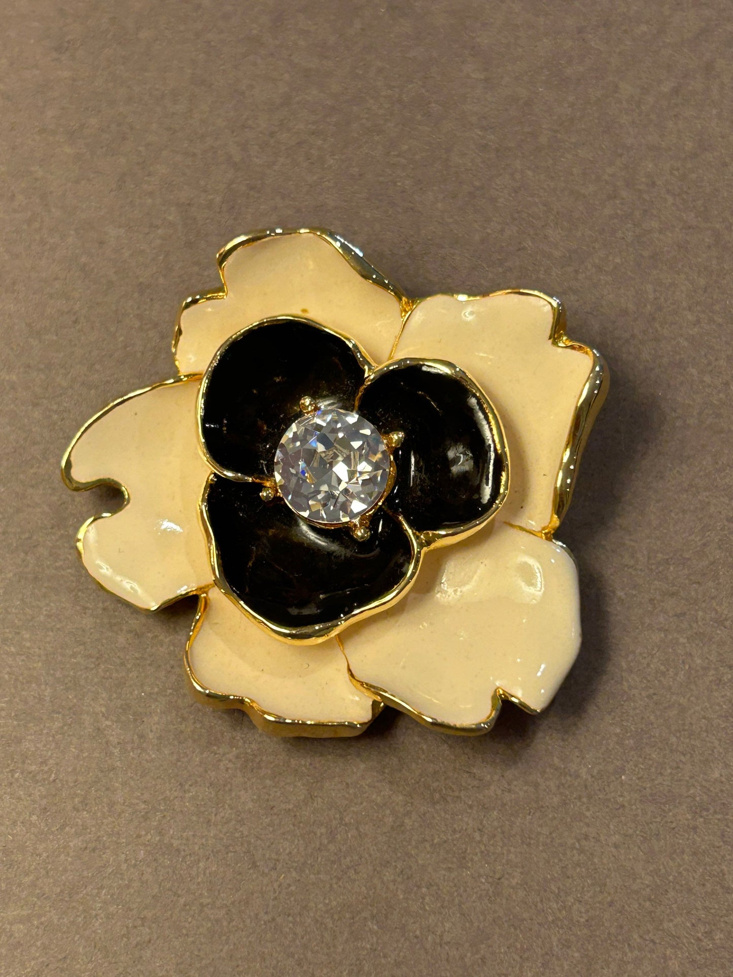 KJL brooch vintage