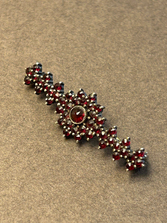 Brooch vintage garnet 900