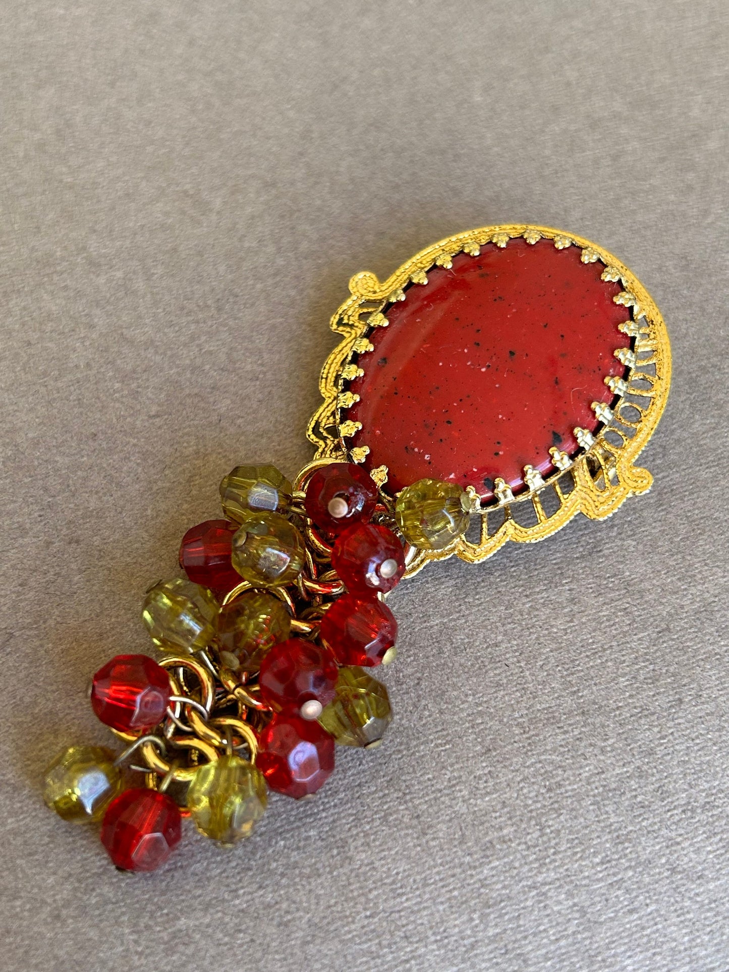 Brooch vintage