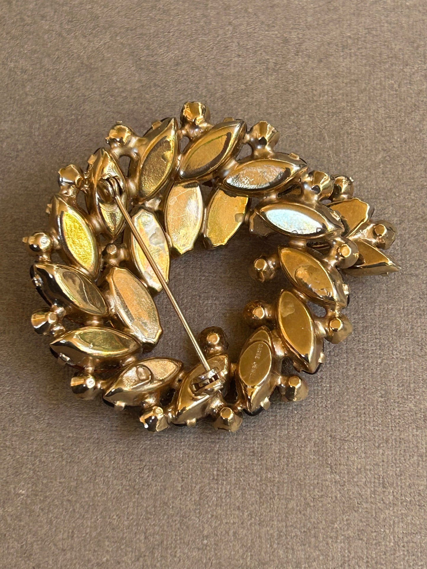 Garne Jewell brooch vintage