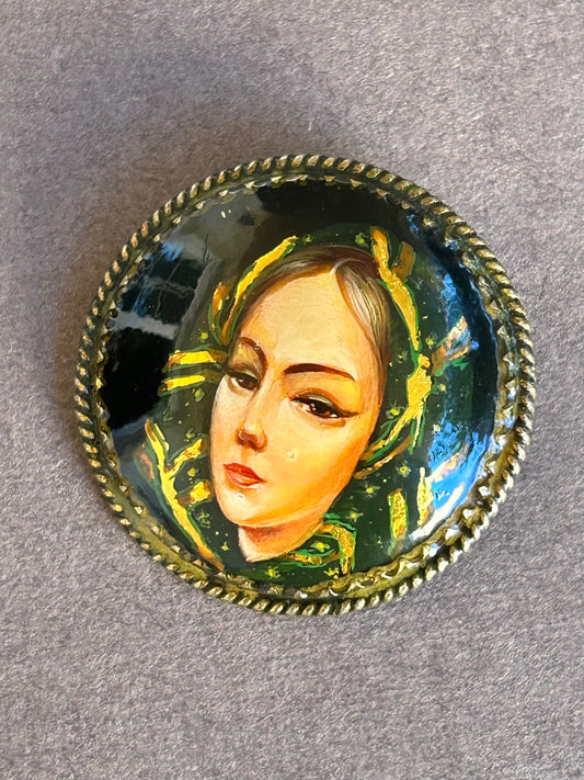 Brooch vintage