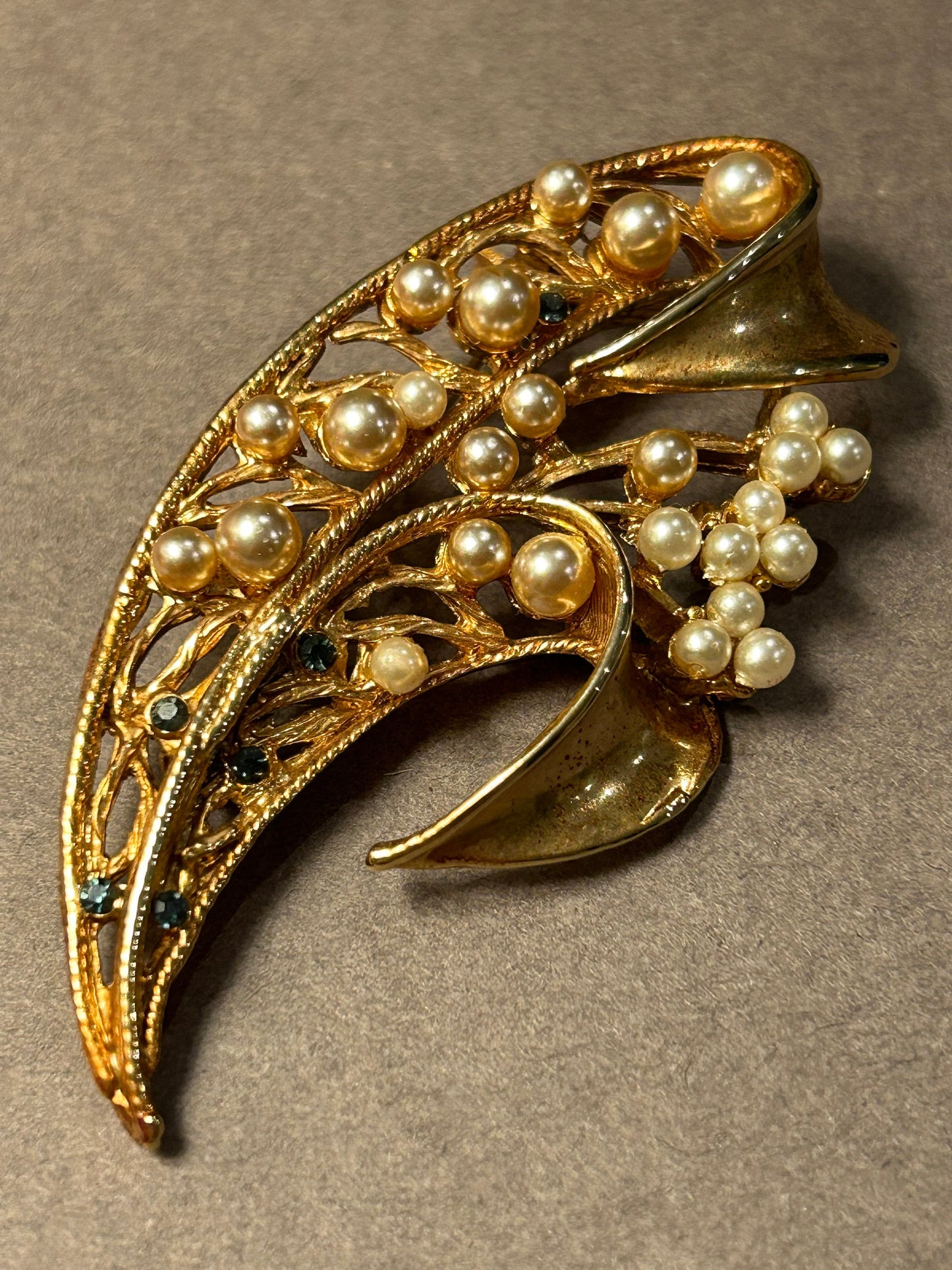 Brooch  Lily of the valley" vintage