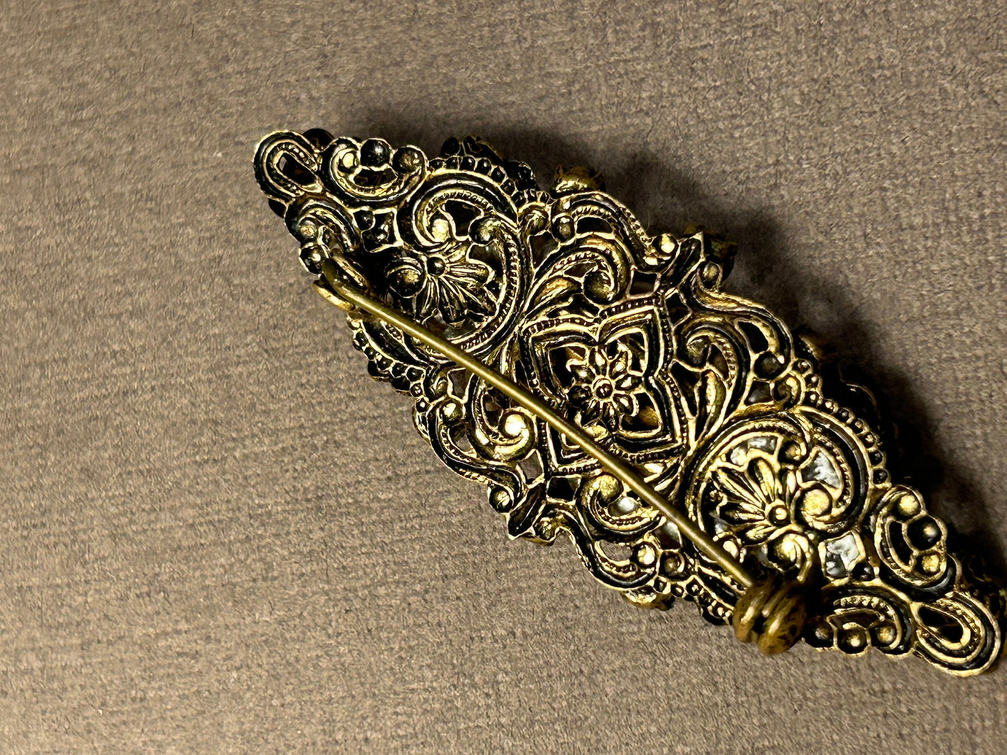 Brooch vintage