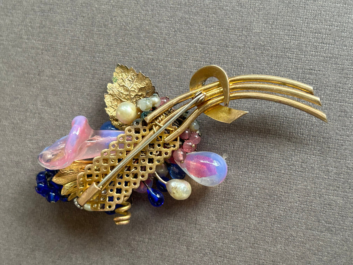 Louis Rousselet brooch vintage