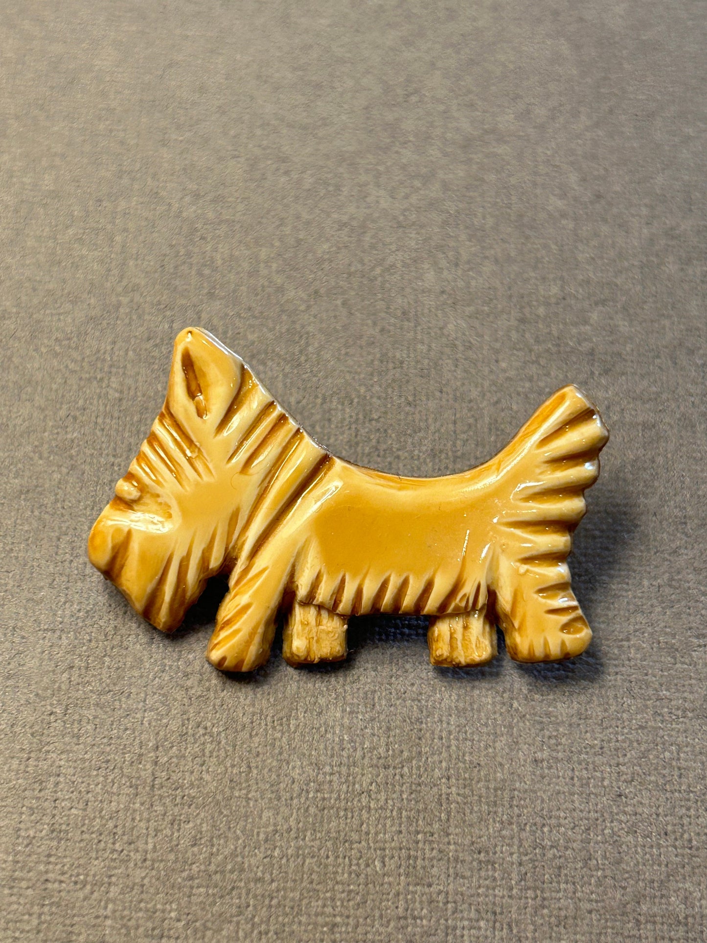 Brooch  Dog vintage