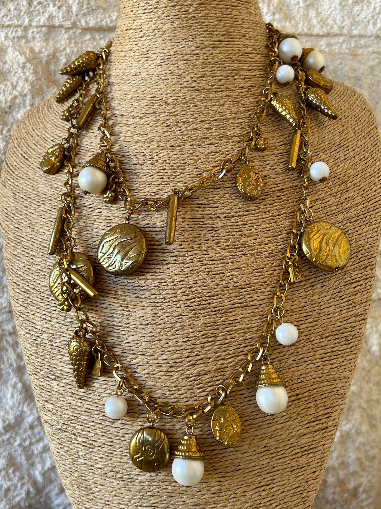 Necklace vintage