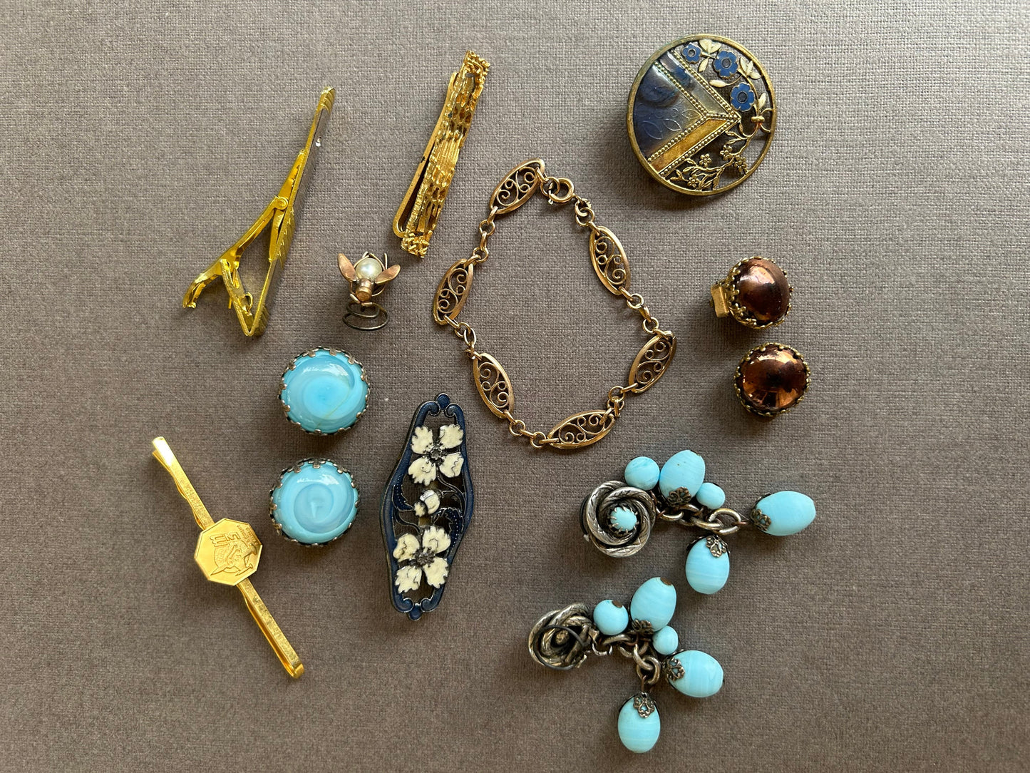 Lot of antique jewelry