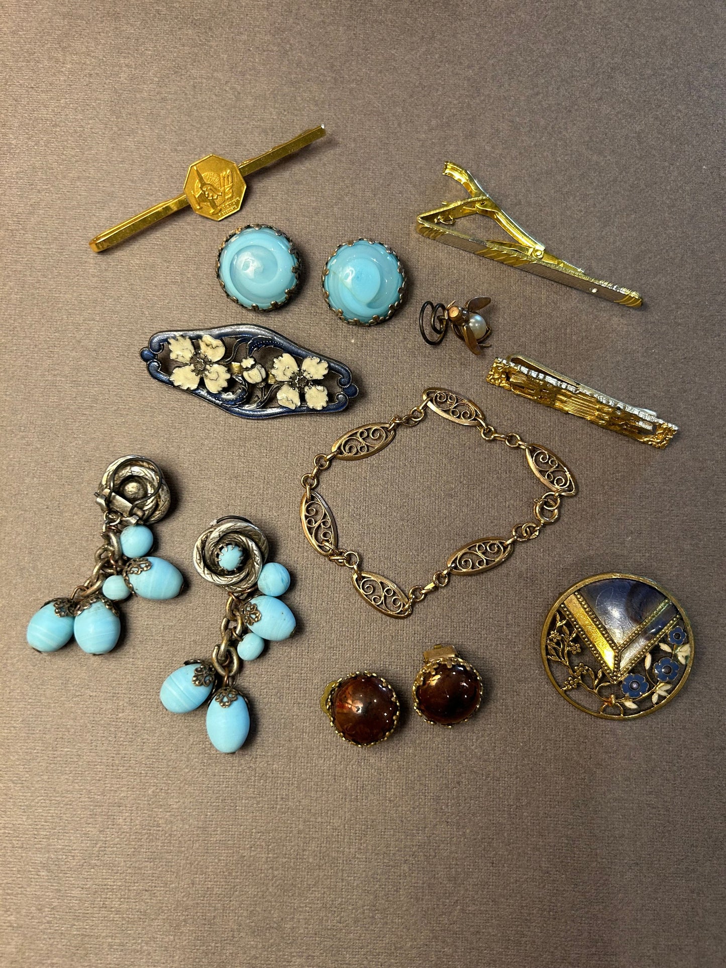 Lot of antique jewelry