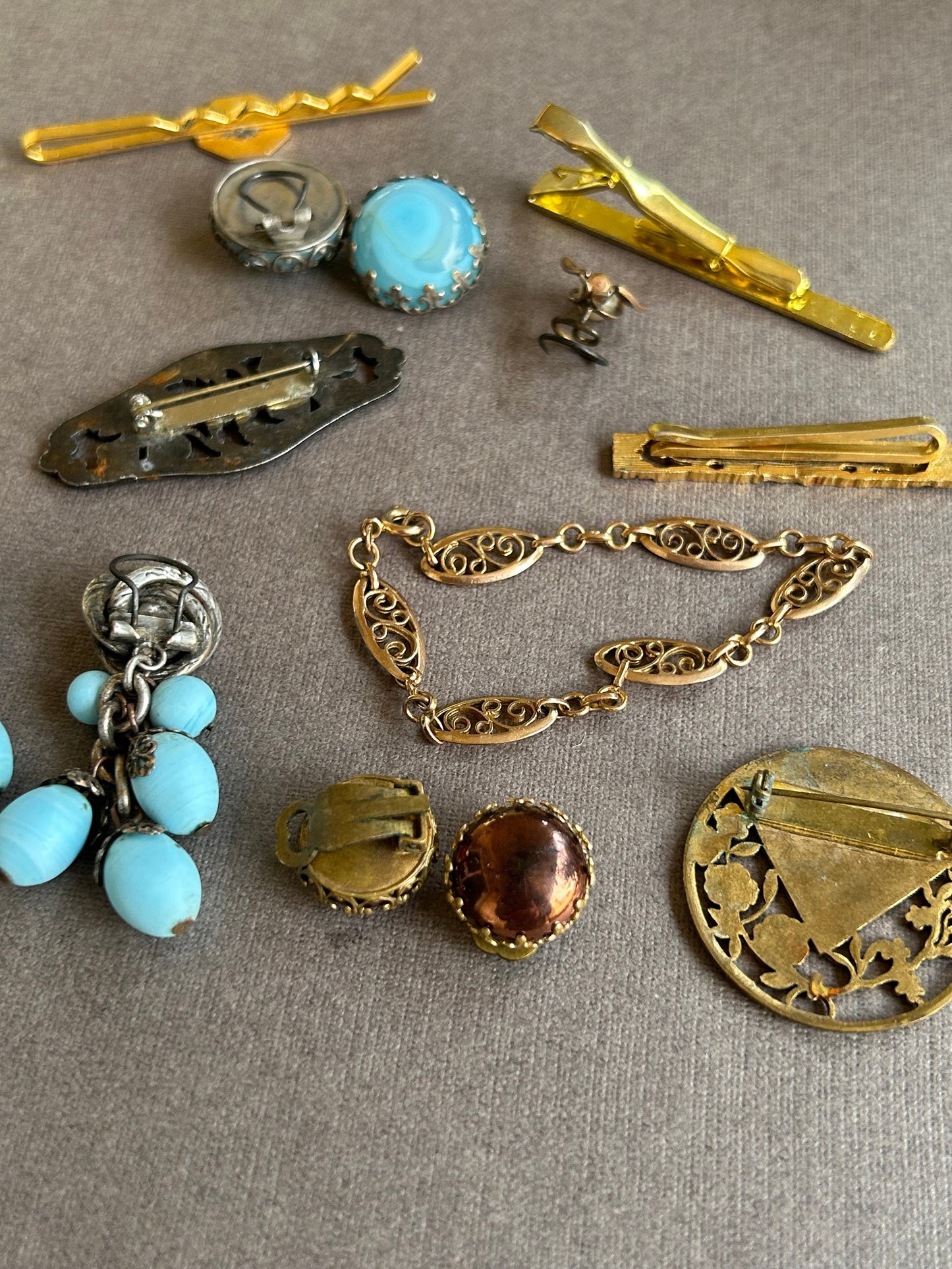 Lot of antique jewelry