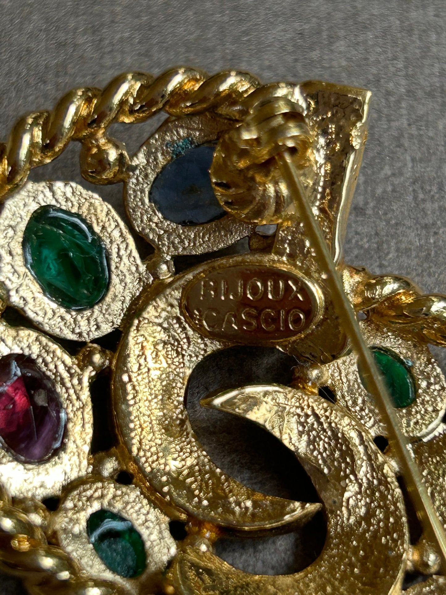 Cascio bijoux brooch vintage