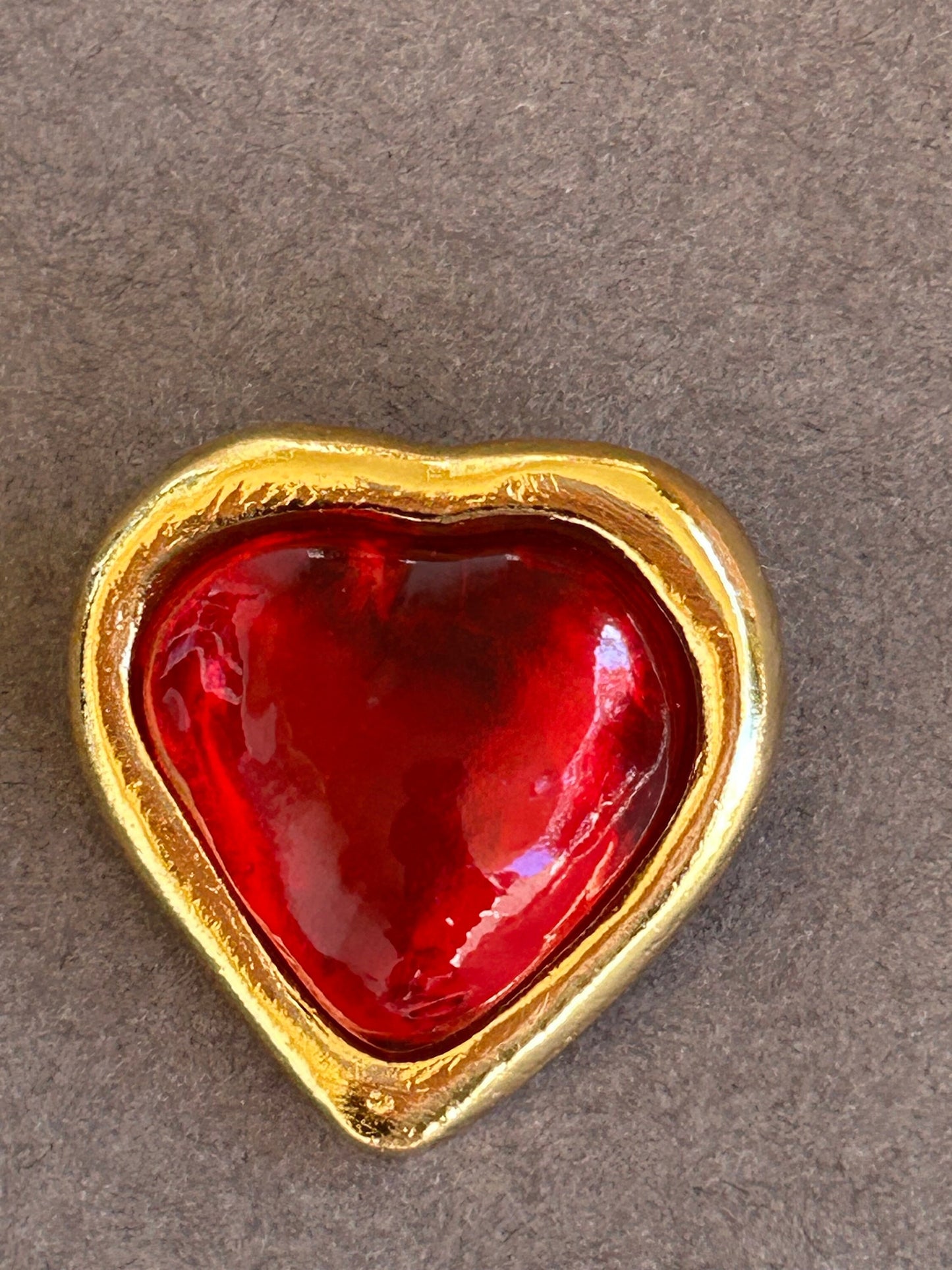 Brooch Yves Saint Laurent Heart vintage R