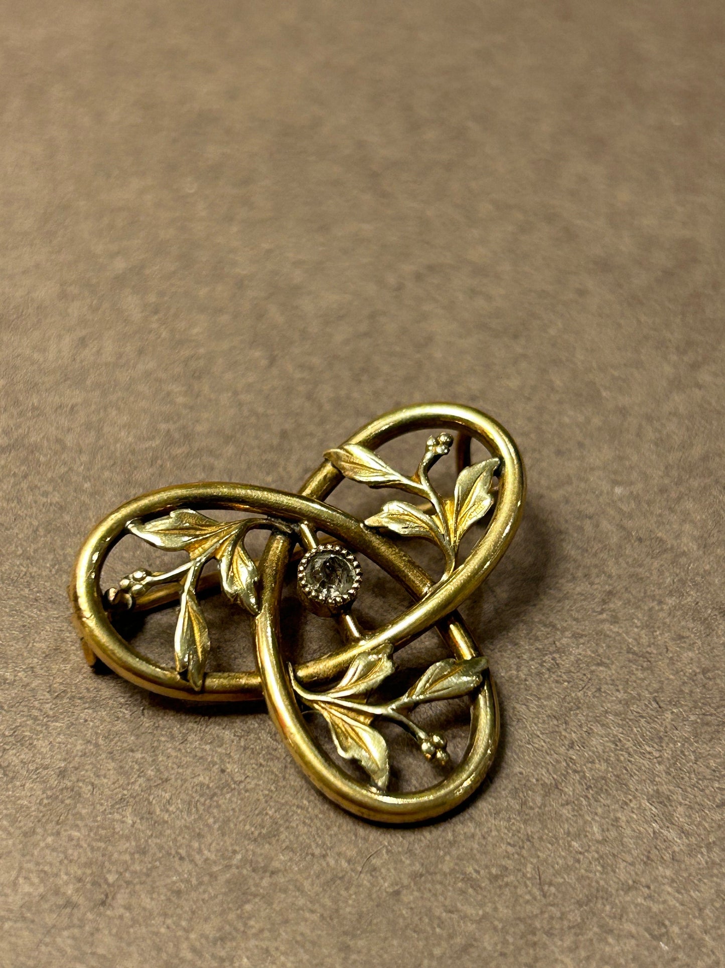 Oria antique brooch 1900