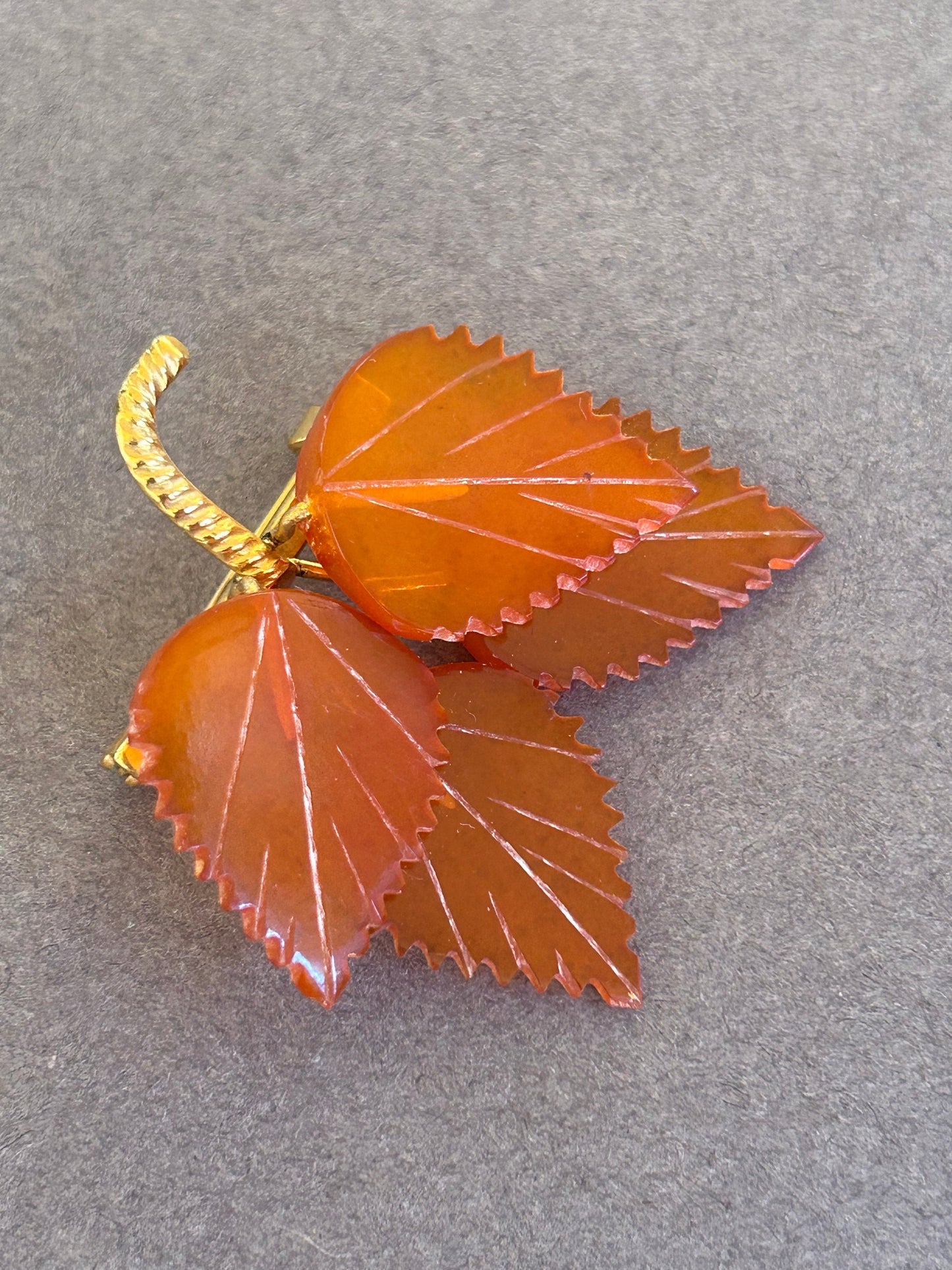 Amber brooch Leaves vintage