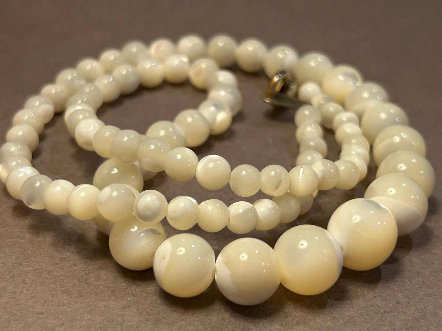 Vintage mother of pearl necklace