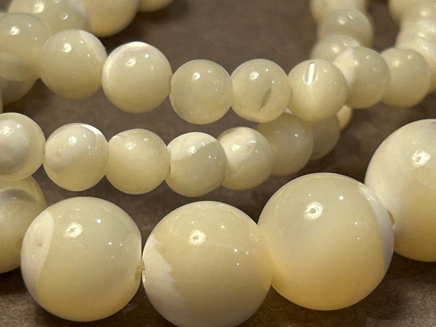 Vintage mother of pearl necklace